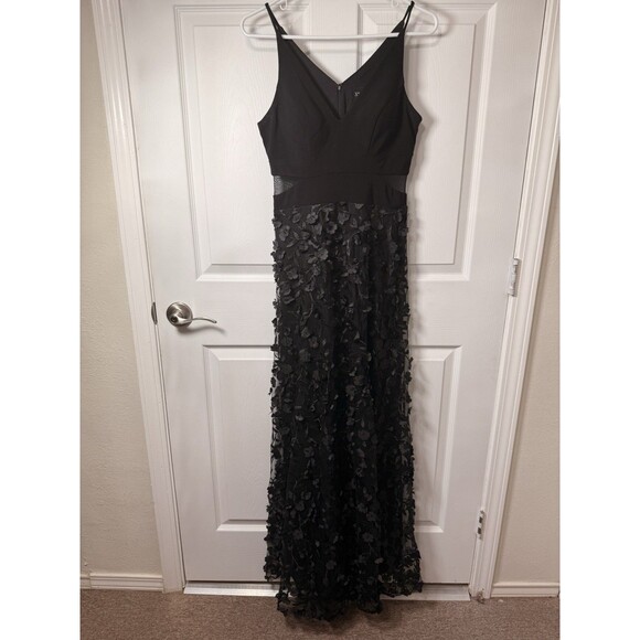 Elegant Black Evening Gown With 3D Floral Appliqué, Size 4, (NWOT) - Picture 2 of 5